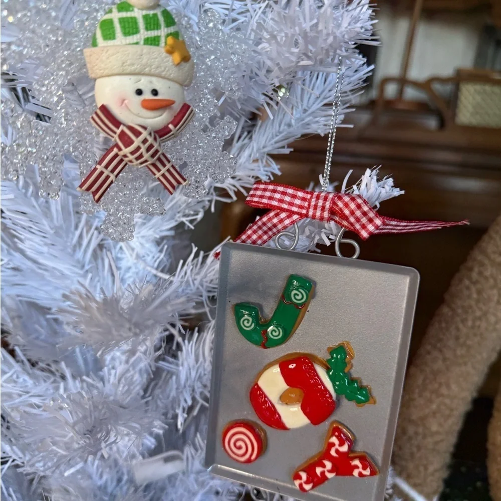 Vintage 1989 Festive Joy Cookie Snowman Ornament with White Christmas Tree Set